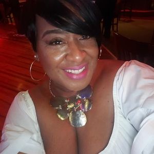 Meet your Posher, Felicia